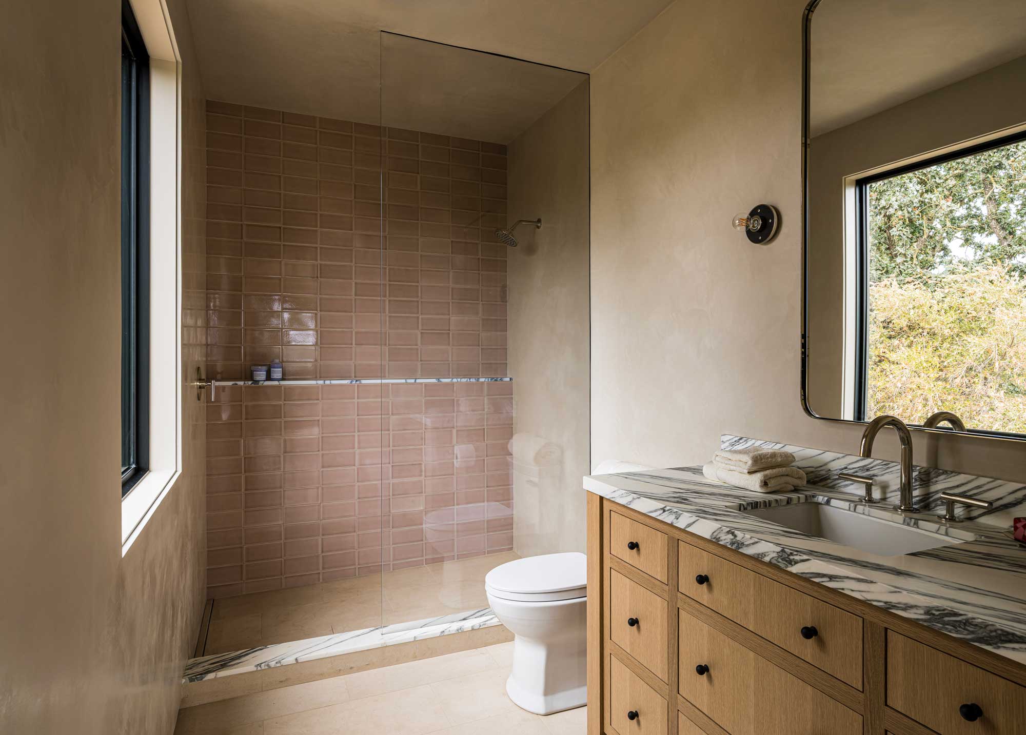 Arabescato Corchia Marble Bathroom Vanity And Shower Trim Porto Beige Floor Tile    Ridge Valley Project (1)