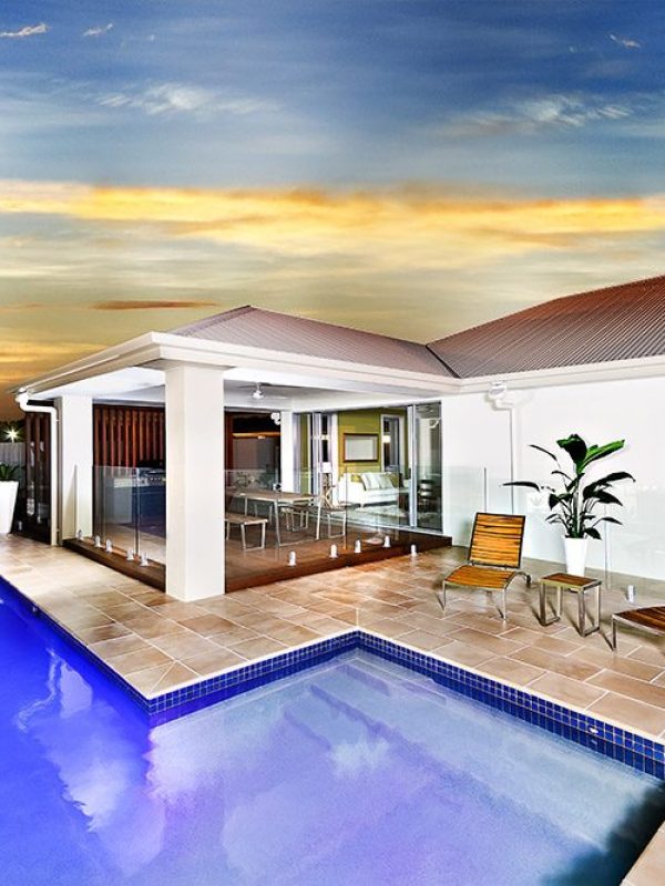 Built to Last: A Guide on Maintaining Pool Tile